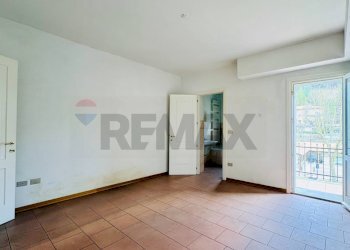 Stanza vuota - Bilocale via Roma
 
28, Tredozio - foto 2