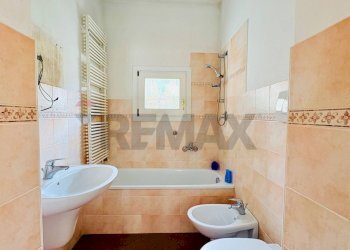 Bagno - Bilocale via Roma
 
28, Tredozio - foto 4