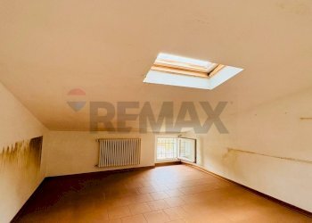 Stanza vuota - Bilocale via Roma
 
28, Tredozio - foto 11