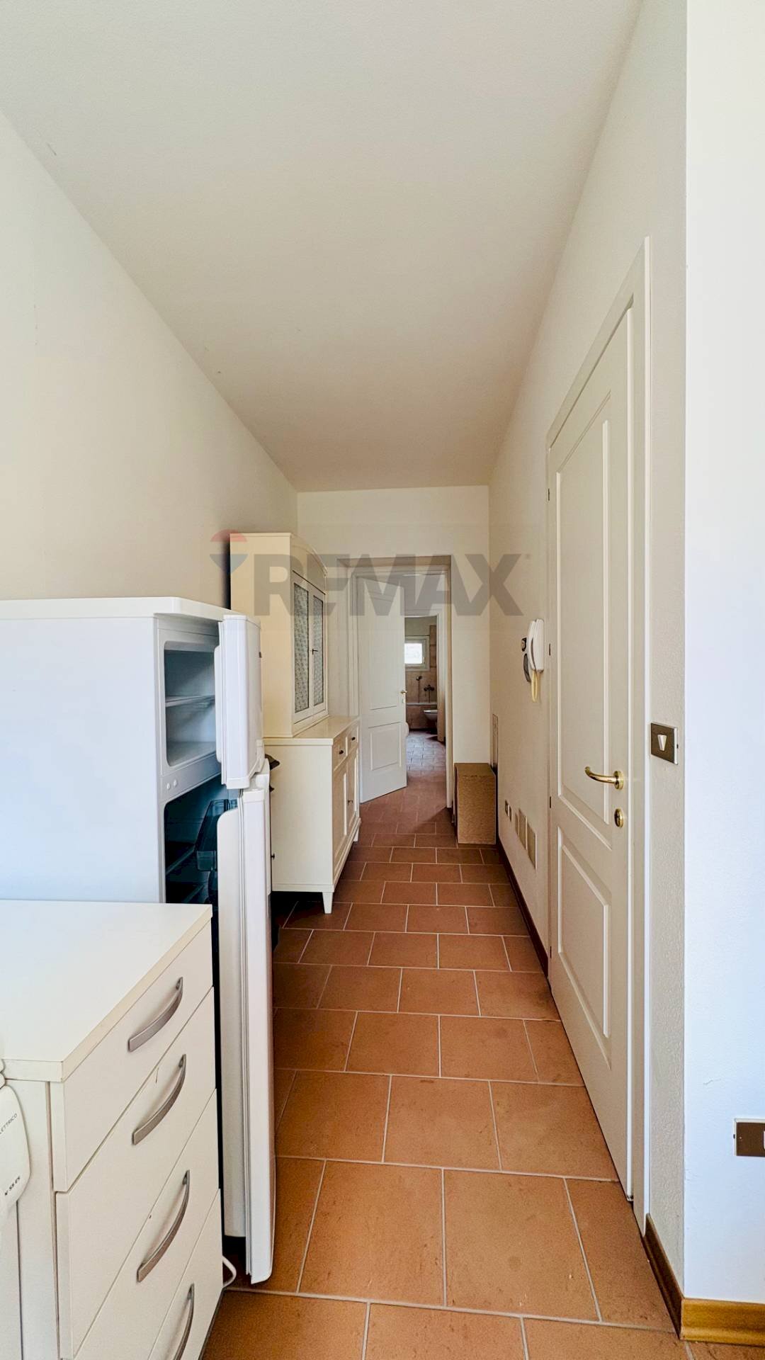 Hall / corridoio - Bilocale VIA ROMA
28, Tredozio - foto 3