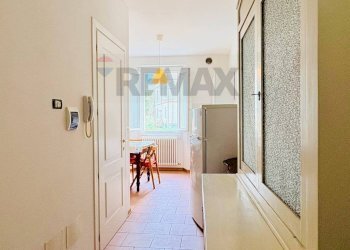 Hall / corridoio - Bilocale VIA ROMA
 
28, Tredozio - foto 4