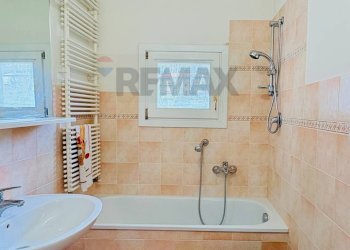 Bagno - Bilocale VIA ROMA
 
28, Tredozio - foto 9