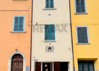 Edificio all\'aperto - Bilocale VIA ROMA
 
28, Tredozio - foto 2