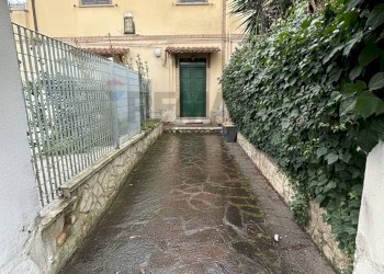 Esterno - Bilocale Via Di Grotte Celoni
 
10, Roma - foto 9