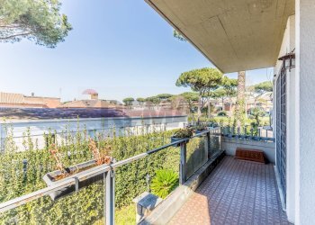 Balcone - Villa Via Appia Pignatelli
 
360, Roma - foto 19