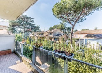 Balcone - Villa Via Appia Pignatelli
 
360, Roma - foto 23