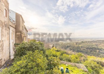 Edificio all\'aperto - Quadrilocale piazza Domenico Tani
 
11, Tivoli - foto 7