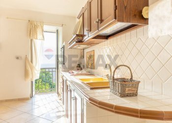 Cucina - Quadrilocale piazza Domenico Tani
 
11, Tivoli - foto 11