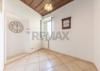 Stanza vuota - Quadrilocale piazza Domenico Tani
 
11, Tivoli - foto 17