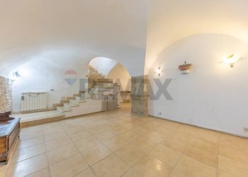 Soggiorno - Quadrilocale piazza Domenico Tani
 
11, Tivoli - foto 29