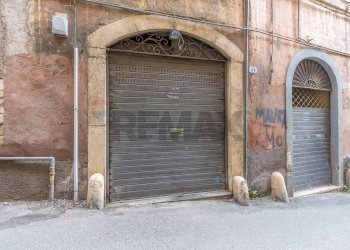 Edificio all\'aperto - Quadrilocale piazza Domenico Tani
 
11, Tivoli - foto 58