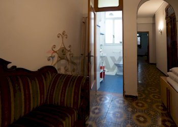 Soggiorno - Four-room apartment VIA ARGINE DESTRO CALOPINACE
 
36, Reggio di Calabria - photo 16