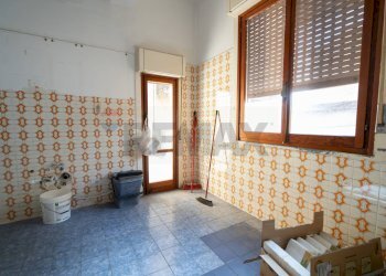 Stanza vuota - Four-room apartment VIA ARGINE DESTRO CALOPINACE
 
36, Reggio di Calabria - photo 24