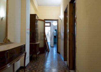 Hall / corridoio - Four-room apartment VIA ARGINE DESTRO CALOPINACE
 
36, Reggio di Calabria - photo 43