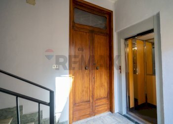 Hall / corridoio - Four-room apartment VIA ARGINE DESTRO CALOPINACE
 
36, Reggio di Calabria - photo 50