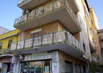 Edificio all\'aperto - Four-room apartment VIA ARGINE DESTRO CALOPINACE
 
36, Reggio di Calabria - photo 53