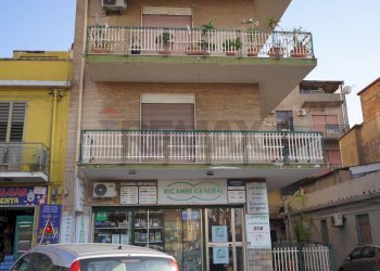 Edificio all\'aperto - Four-room apartment VIA ARGINE DESTRO CALOPINACE
 
36, Reggio di Calabria - photo 56
