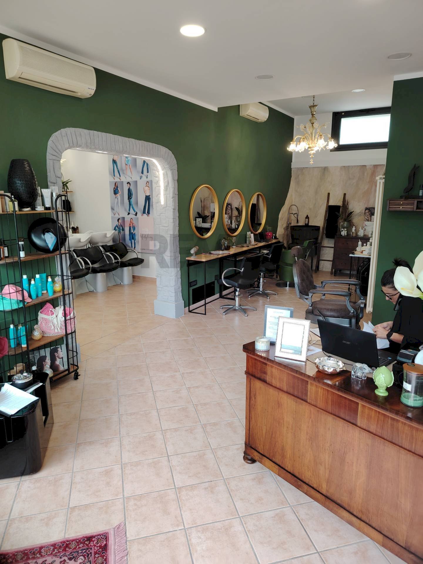 Palestra - Commercial Premises VIALE DUE GIUGNO
106, Cervia - photo 2