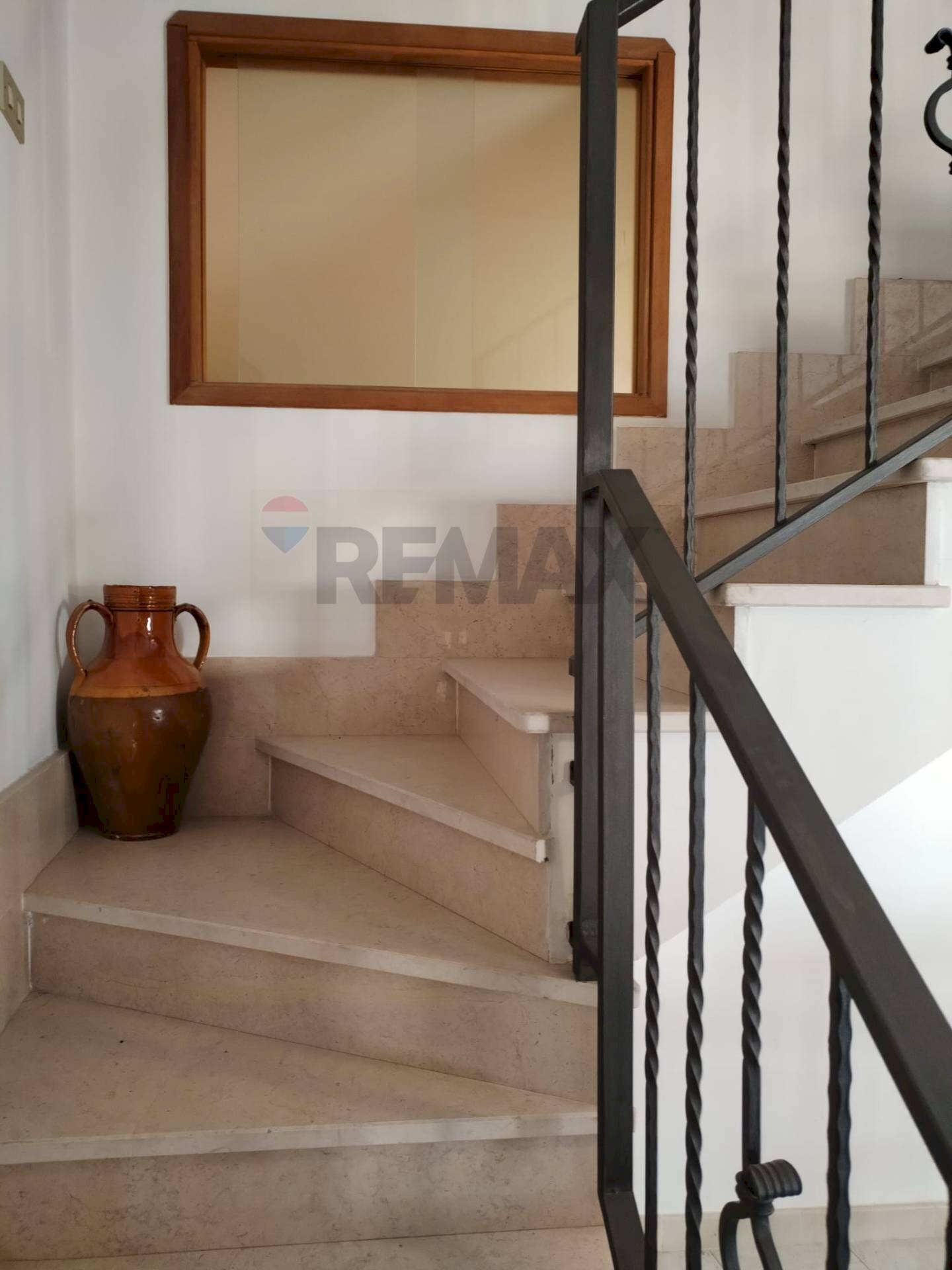 Scale - Quadrilocale CORSO UMBERTO PRIMO
 
45, Deliceto - foto 2