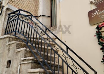 Scale - Quadrilocale CORSO UMBERTO PRIMO
 
45, Deliceto - foto 11