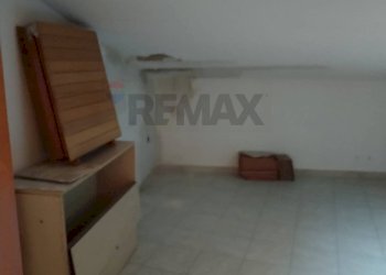 Stanza vuota - Quadrilocale CORSO UMBERTO PRIMO
 
45, Deliceto - foto 17