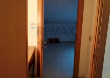 Hall / corridoio - Quadrilocale CORSO UMBERTO PRIMO
 
45, Deliceto - foto 22