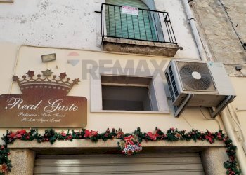 Edificio all\'aperto - Quadrilocale CORSO UMBERTO PRIMO
 
45, Deliceto - foto 28