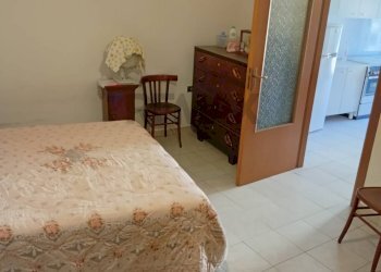 Camera / camera da letto - Quadrilocale CORSO UMBERTO PRIMO
 
45, Deliceto - foto 54