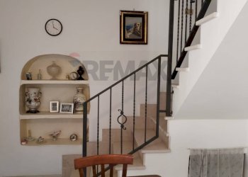 Scale - Quadrilocale CORSO UMBERTO PRIMO
 
45, Deliceto - foto 59