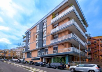 Edificio all\'aperto - Ufficio Via Ettore Petrolini
 
11, Roma - foto 4