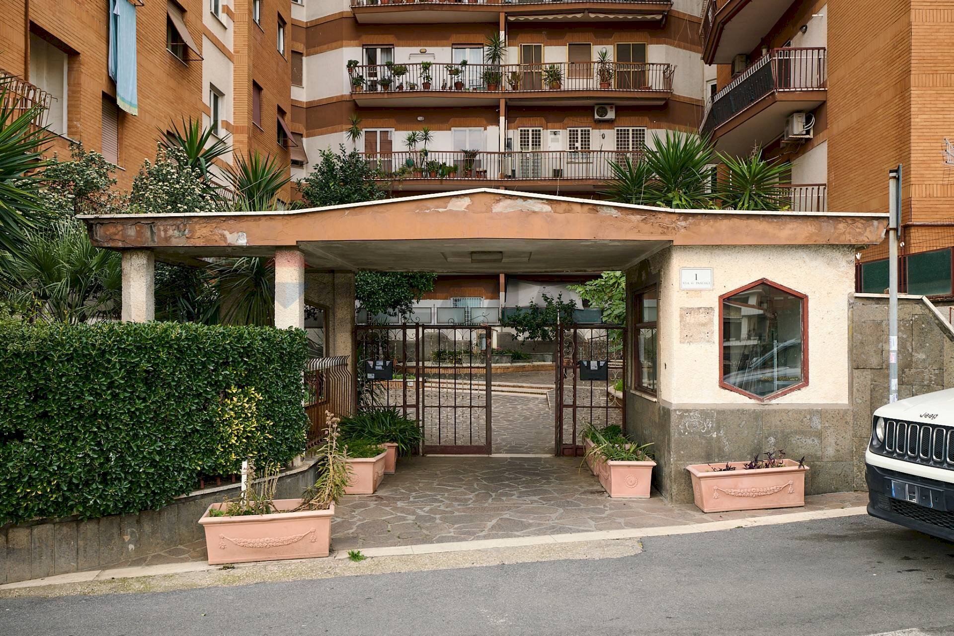 Edificio all\'aperto - Bilocale VIA GIOVANNI PASCOLI
 
1, Guidonia Montecelio - foto 2