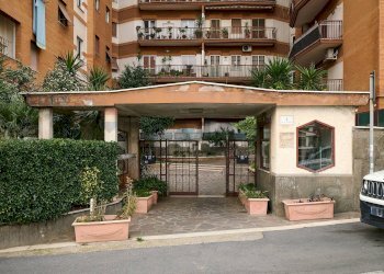 Edificio all\'aperto - Bilocale VIA GIOVANNI PASCOLI
 
1, Guidonia Montecelio - foto 2