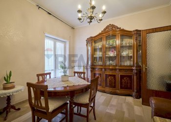 Sala da pranzo - Bilocale VIA GIOVANNI PASCOLI
 
1, Guidonia Montecelio - foto 6