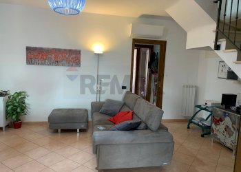 Soggiorno - Four-room apartment VIA PAOLO FABBRI
 
snc, Ciampino - photo 9