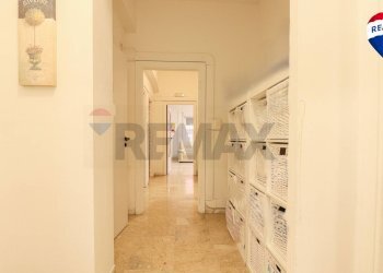 Hall / corridoio - Four-room apartment Via Antelao
 
9, Roma - photo 38