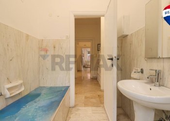 Bagno - Four-room apartment Via Antelao
 
9, Roma - photo 39