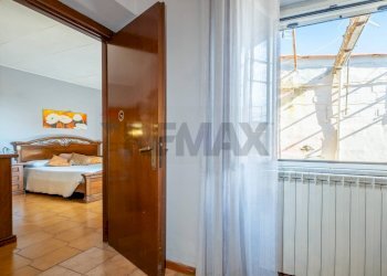 Hall / corridoio - Casa semi indipendente Via Giuseppe Prinotti
74, Roma - foto 27