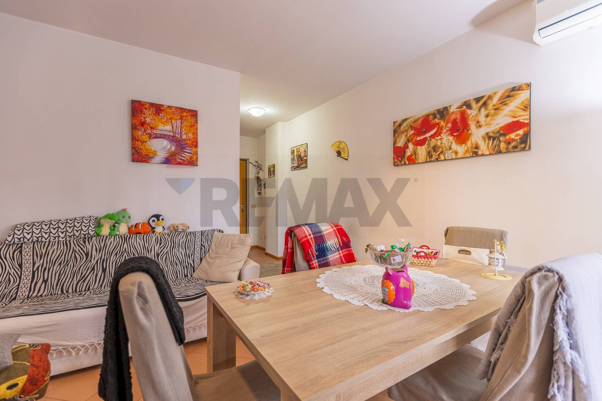 Sala da pranzo - Trilocale Via Nomentum
 
37, Roma - foto 3