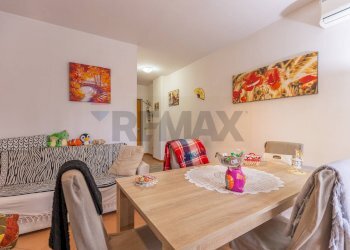 Sala da pranzo - Trilocale Via Nomentum
 
37, Roma - foto 3