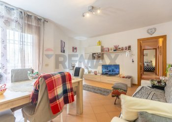 Sala da pranzo - Trilocale Via Nomentum
 
37, Roma - foto 4