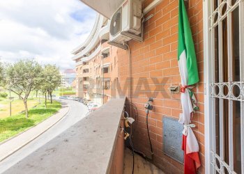 Balcone - Trilocale Via Nomentum
 
37, Roma - foto 9