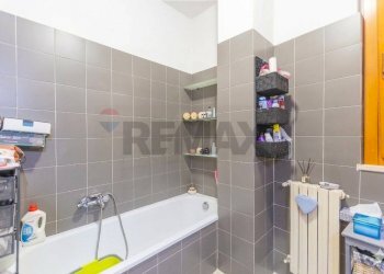 Bagno - Trilocale Via Nomentum
 
37, Roma - foto 20