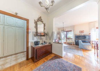 Hall / corridoio - Appartamento Via Bagnoregio
 
3, Roma - foto 6