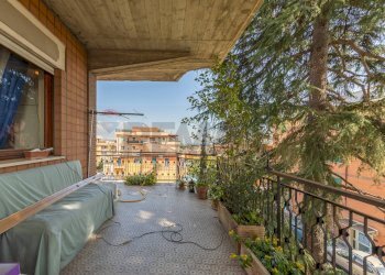 Balcone - Appartamento Via Bagnoregio
 
3, Roma - foto 8