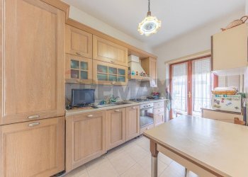 Cucina - Appartamento Via Bagnoregio
 
3, Roma - foto 12