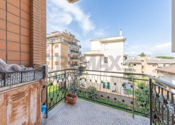 Balcone - Appartamento Via Bagnoregio
 
3, Roma - foto 17