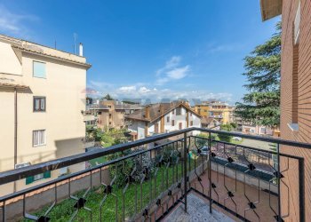 Balcone - Appartamento Via Bagnoregio
 
3, Roma - foto 18