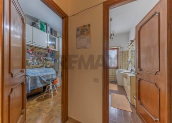 Hall / corridoio - Appartamento Via Bagnoregio
 
3, Roma - foto 31