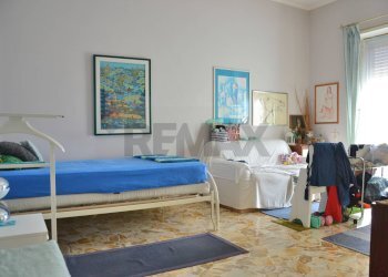 Camera / camera da letto - Quadrilocale via della pineta sacchetti
420, Roma - foto 19