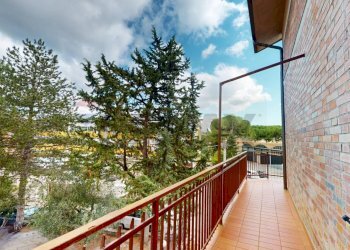 Balcone - Appartamento Strada San Pietrino
 
1, Perugia - foto 19